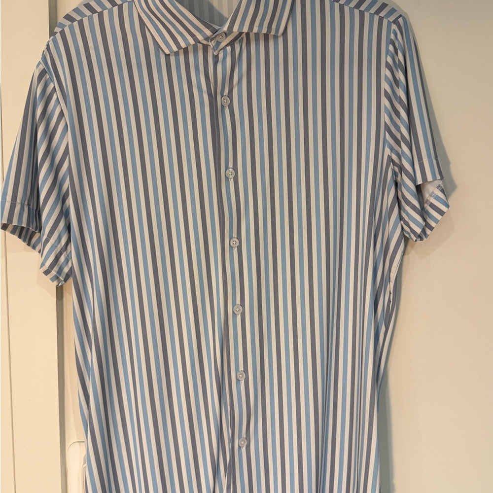 State and Liberty Men’s button-up short-sleeve shirt “The Vito"
